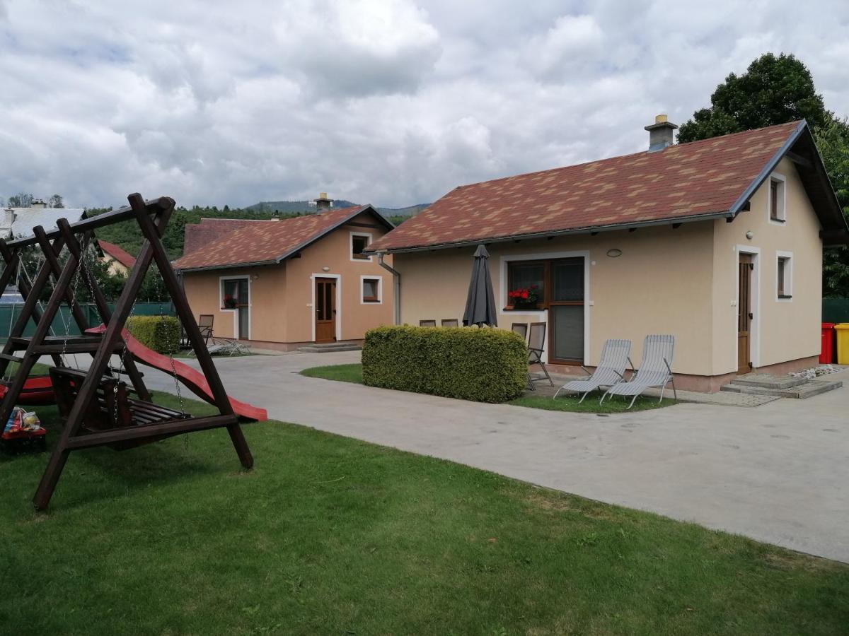 Apartment Chatky Aquaduo Liptovská Sielnica エクステリア 写真